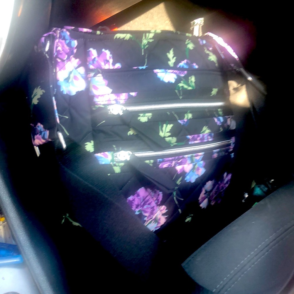 Brand new Vera Bradley tote - Picture 1 of 3